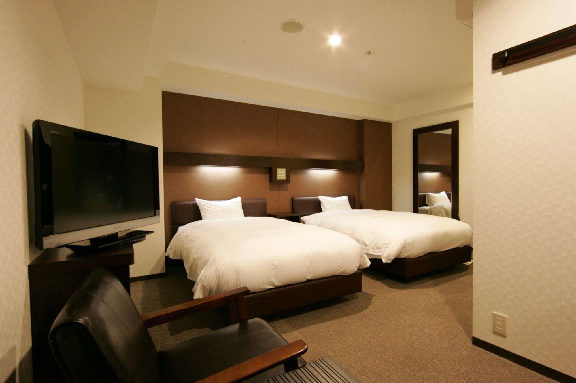 Green Rich Hotel Osaka Airport Ikeda  Zewnętrze zdjęcie